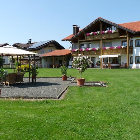 Gaestehaus "Zur Schmiede" Wertach Dış mekan fotoğraf