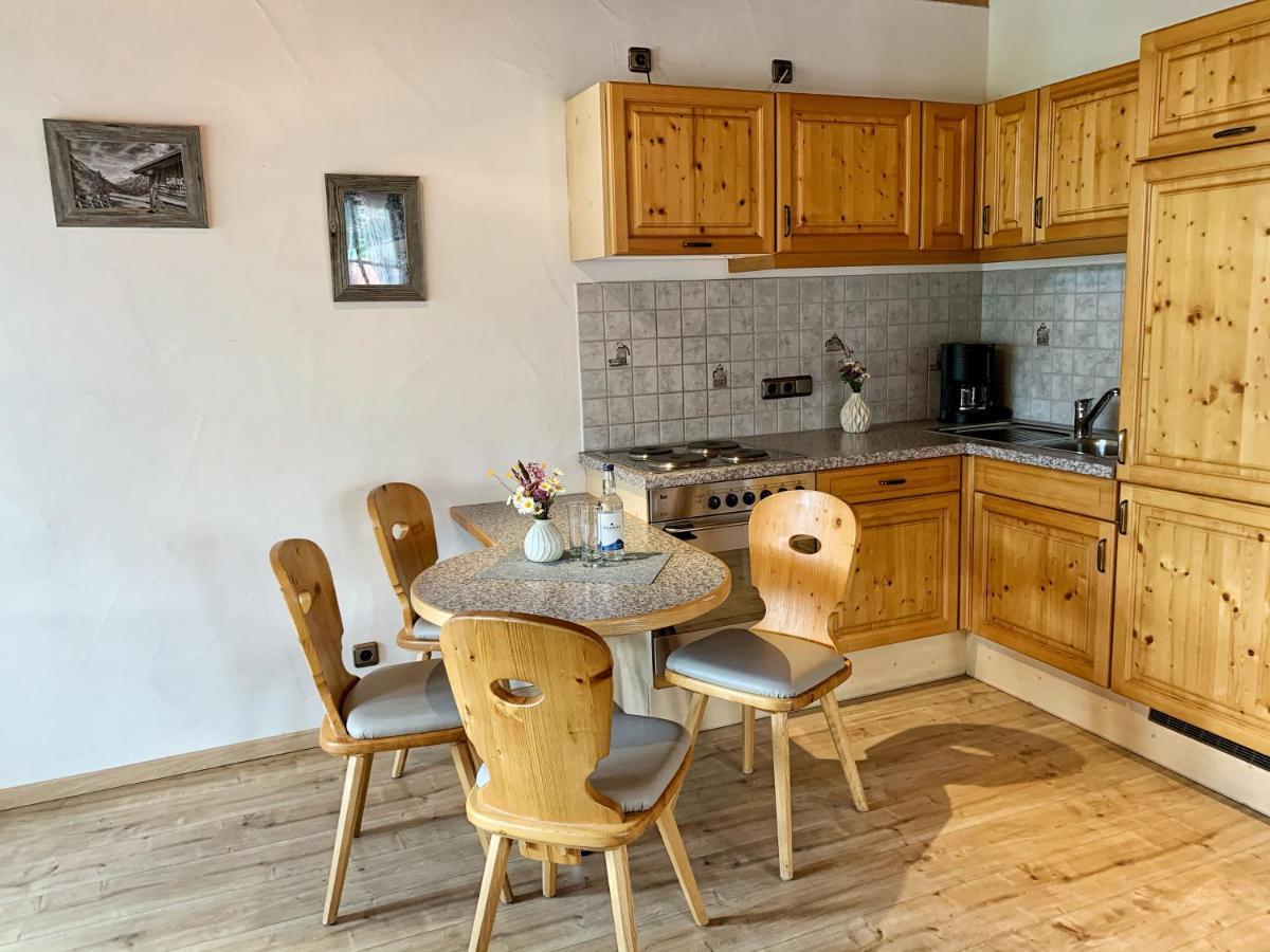 Gaestehaus "Zur Schmiede" Wertach Dış mekan fotoğraf